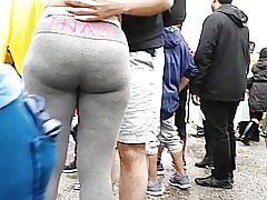 Stora pawg booty grå byxor skakar det hårt!