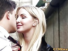 Femdom chantelle fox och pal bj åtgärder
